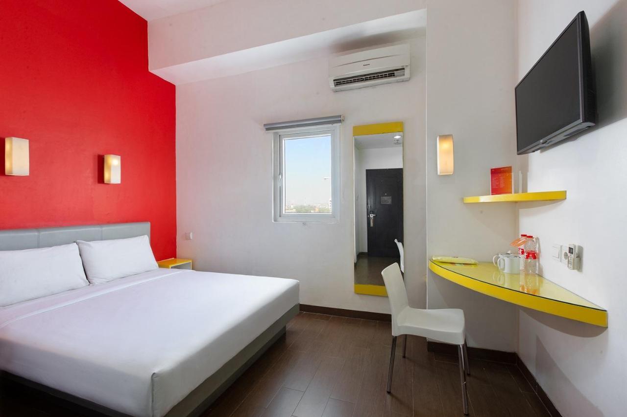 Amaris Hotel Pemuda Semarang Esterno foto